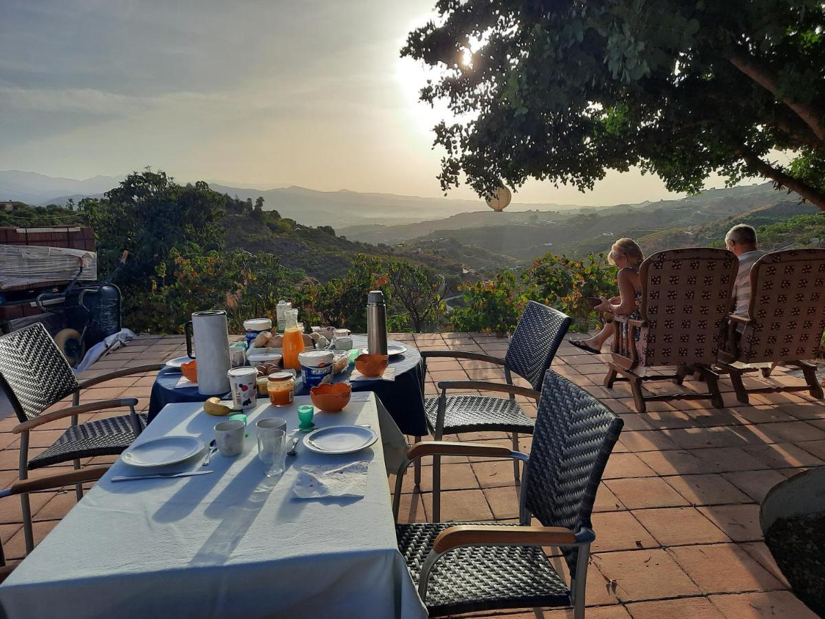 Casa Montana Velez-Malaga B&B מראה חיצוני תמונה