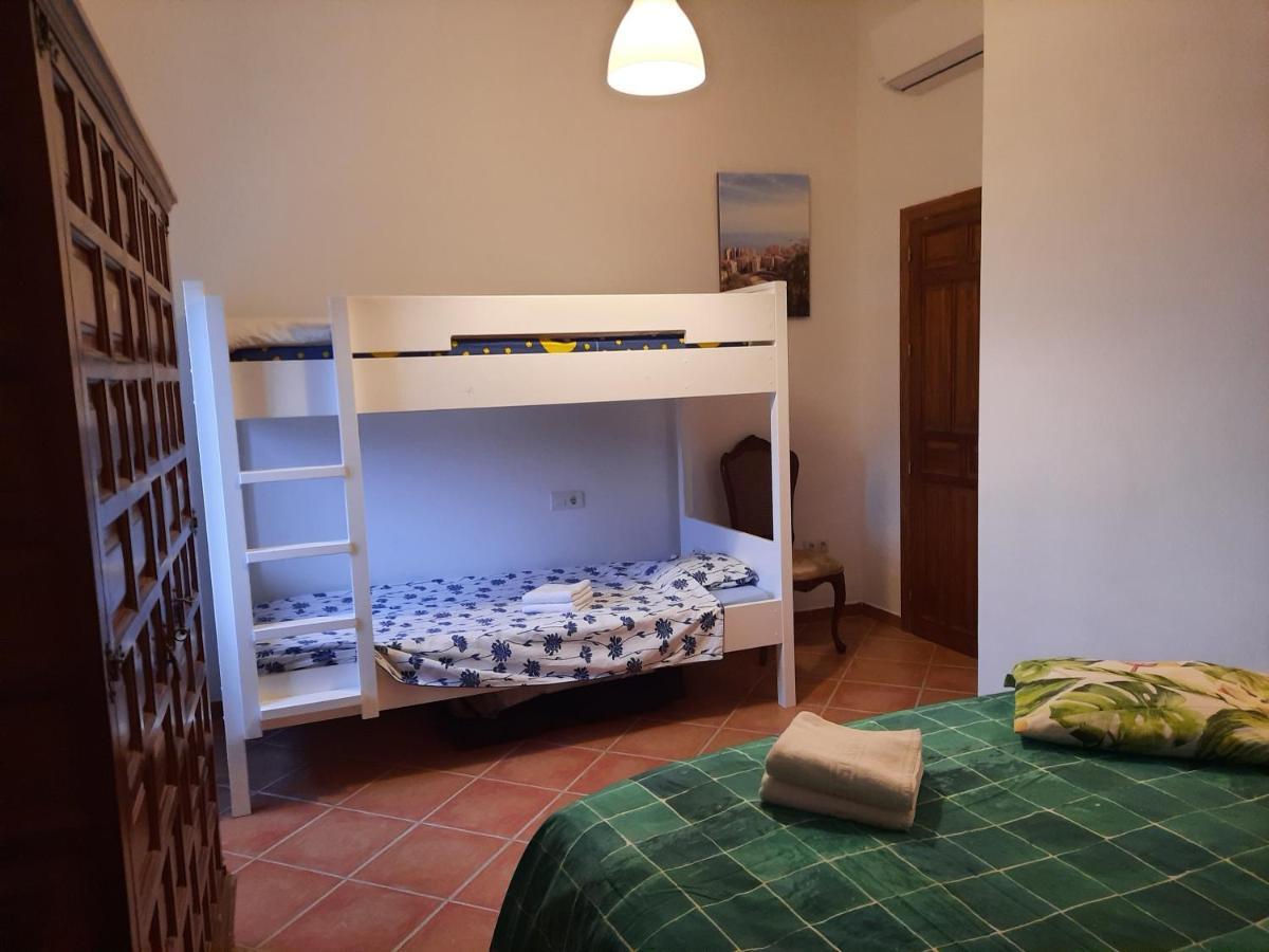 Casa Montana Velez-Malaga B&B מראה חיצוני תמונה