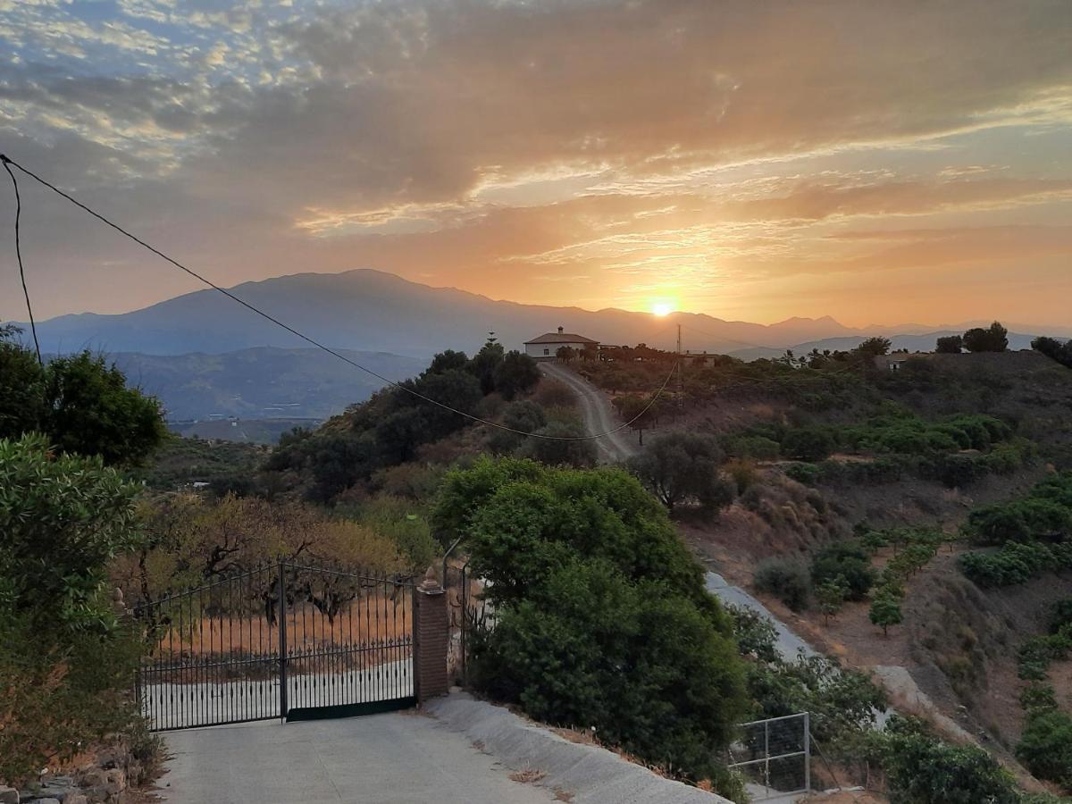 Casa Montana Velez-Malaga B&B מראה חיצוני תמונה