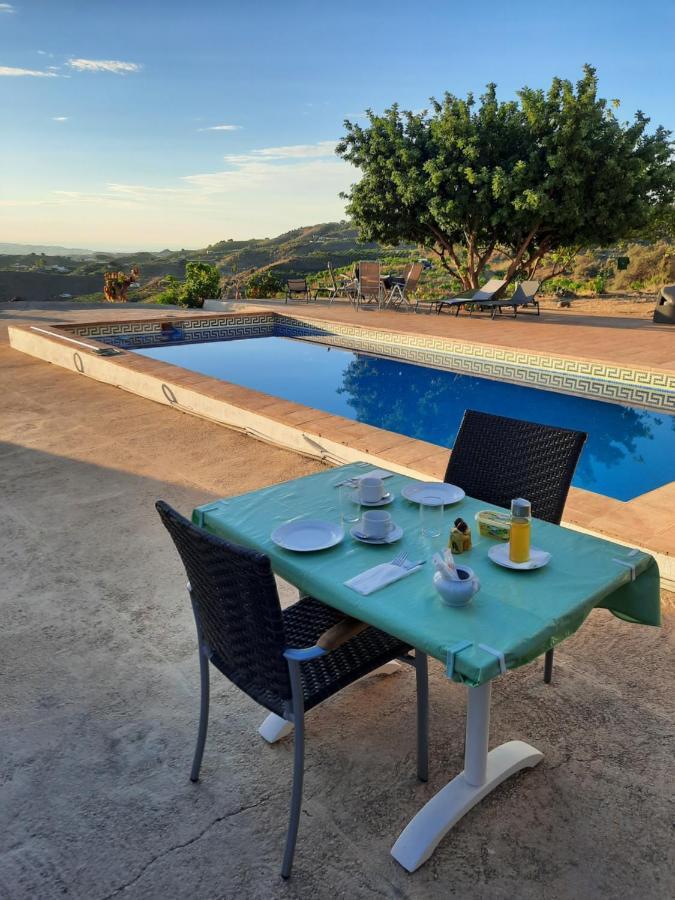 Casa Montana Velez-Malaga B&B מראה חיצוני תמונה